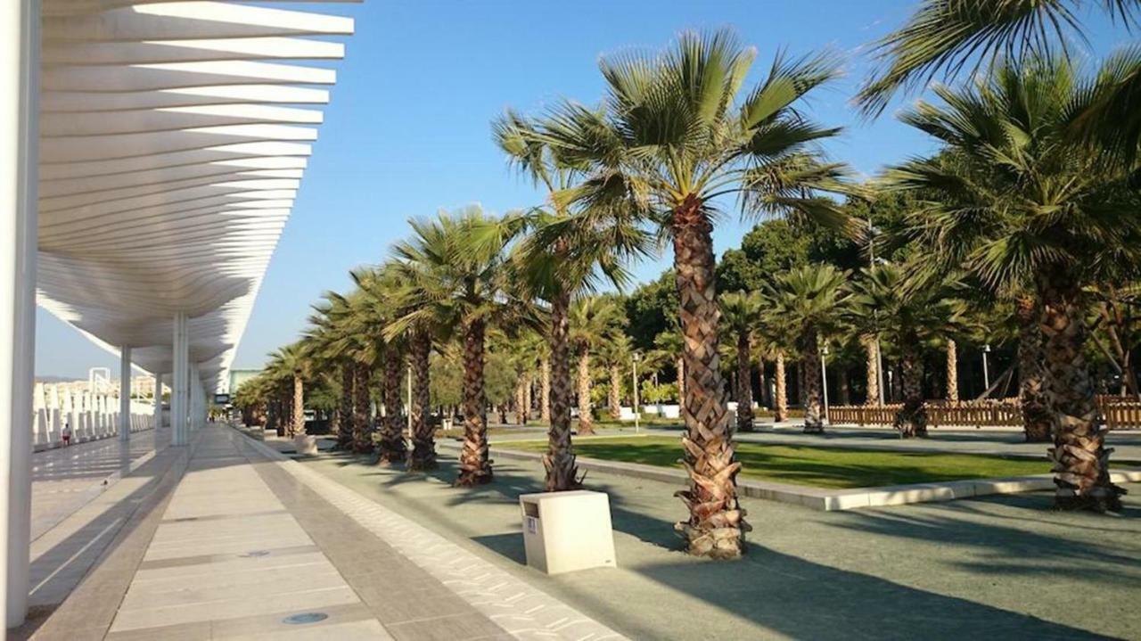 Malaga Rivas Leilighet Eksteriør bilde